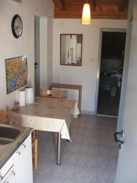 Apartments Darinka Skradin Chambre photo