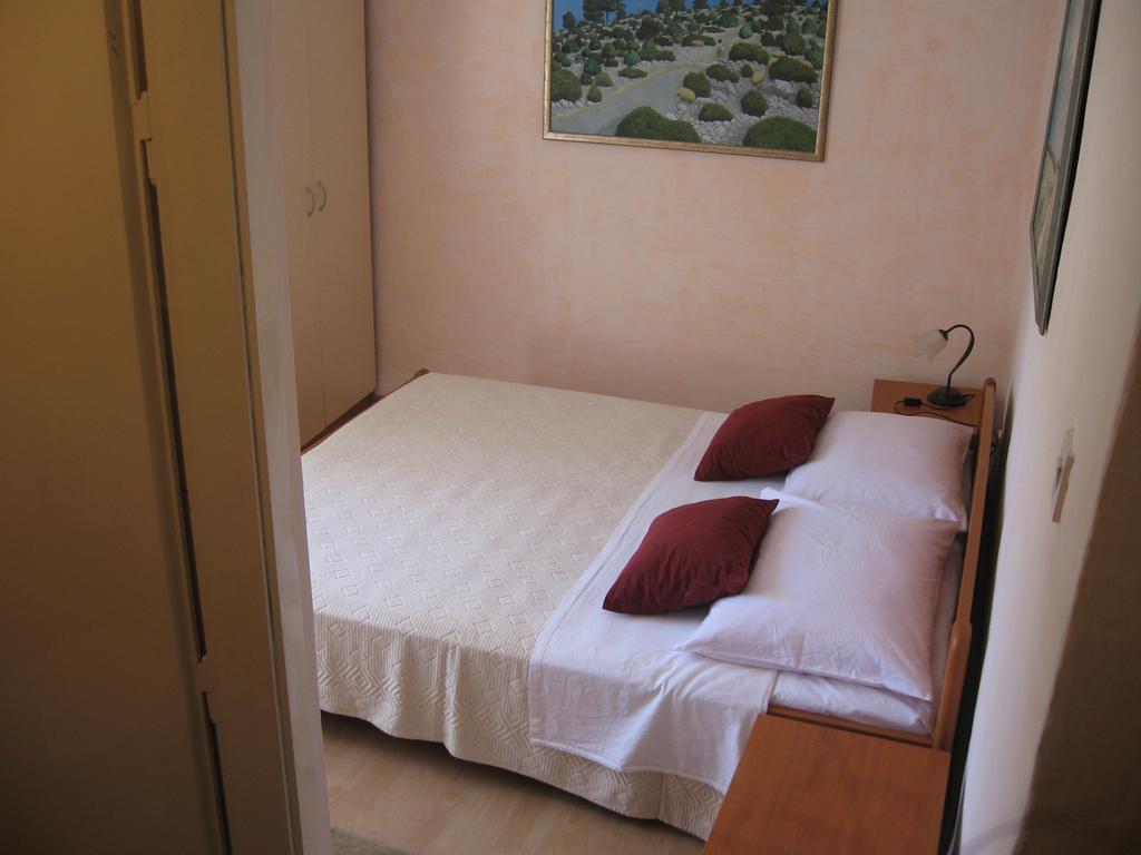 Apartments Darinka Skradin Chambre photo
