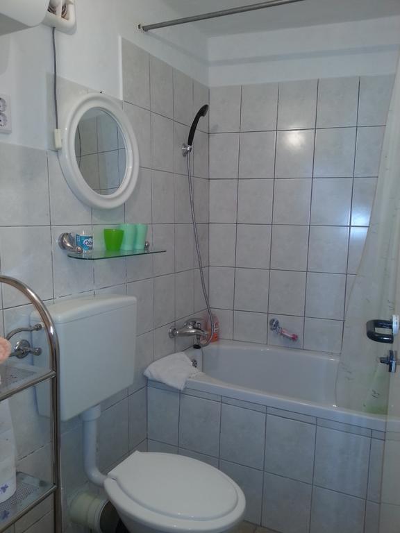 Apartments Darinka Skradin Chambre photo